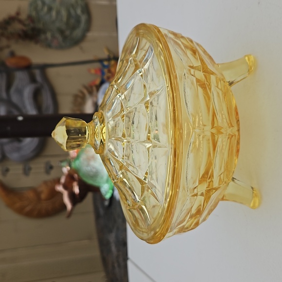 Tiara Exclusive Constellation Yellow Candy Dish w/waffle block design - Picture 1 of 3